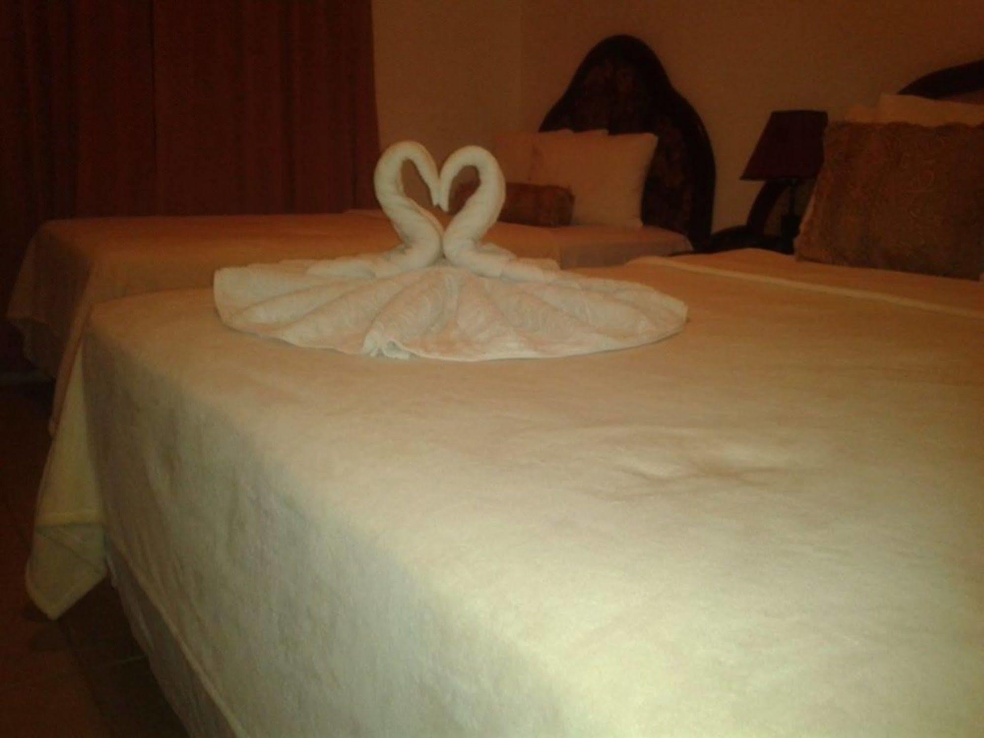 Hotel Brial Plaza Манагуа Экстерьер фото
